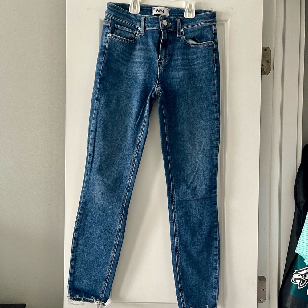 PAIGE Verdugo Ankle Jean size 26